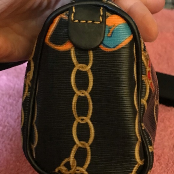 Dooney & Bourke Charm Chain mini barrel bag NWT - Picture 5 of 12